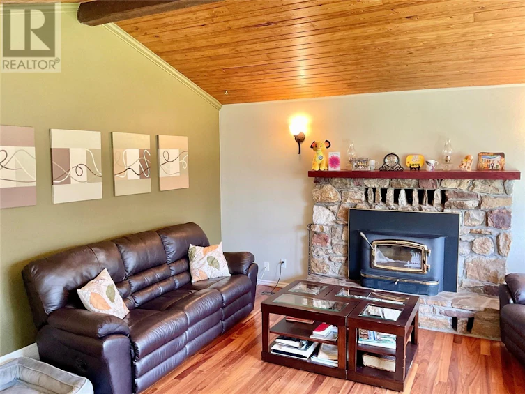 1715 33 Highway, Rock Creek, BC, V0H 1Y0 - 19