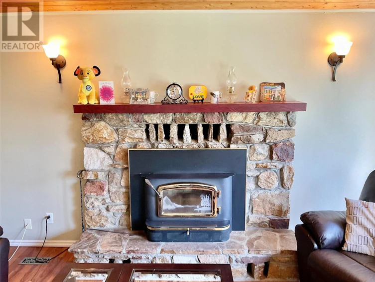 1715 33 Highway, Rock Creek, BC, V0H 1Y0 - 20