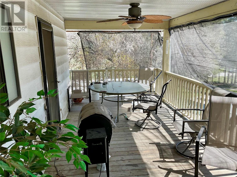 1715 33 Highway, Rock Creek, BC, V0H 1Y0 - 9