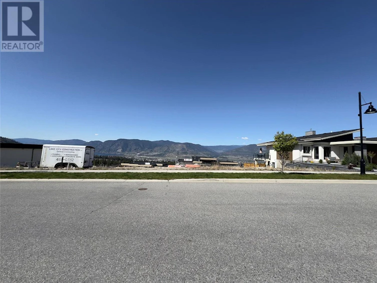 1099 Elk Street, Penticton, BC, V2A 0C9 - 18