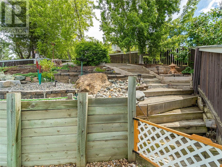 457 Gleneagles Drive, Kamloops, BC, V2E 1Y4 - 40