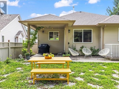 1474 Rose Meadow Drive - 2
