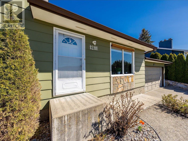 1281 Lund Road, Kelowna, BC, V1P 1K9 - 2
