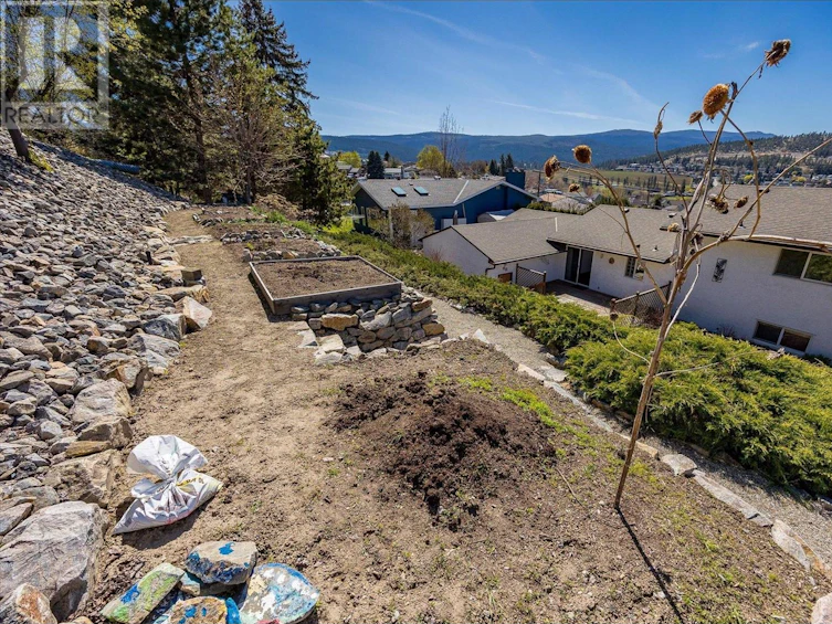 1281 Lund Road, Kelowna, BC, V1P 1K9 - 31