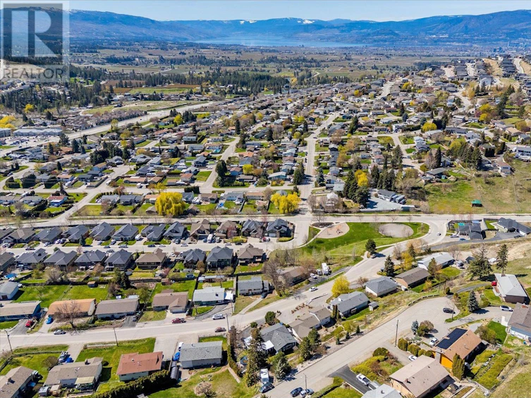 1281 Lund Road, Kelowna, BC, V1P 1K9 - 45