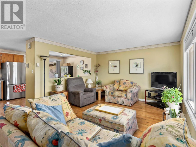 1281 Lund Road, Kelowna, BC, V1P 1K9 - 5