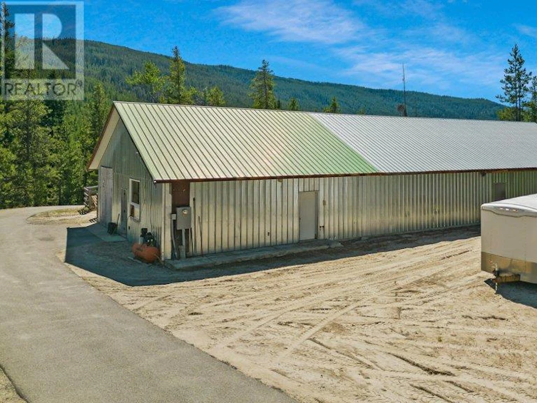 145 Jellicoe Road, Princeton, BC, V0X 1W0 - 6