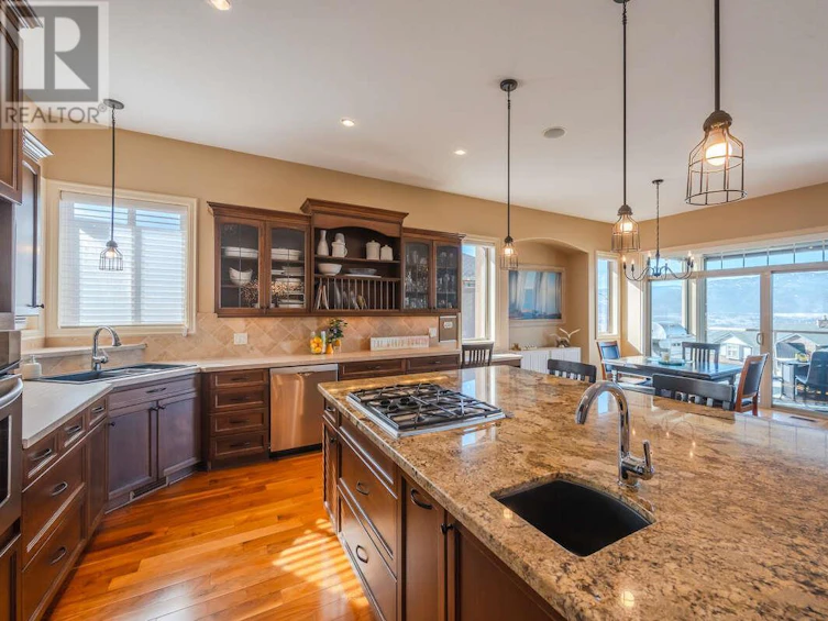 1564 Holden Road, Penticton, BC, V2A 8M9 - 4