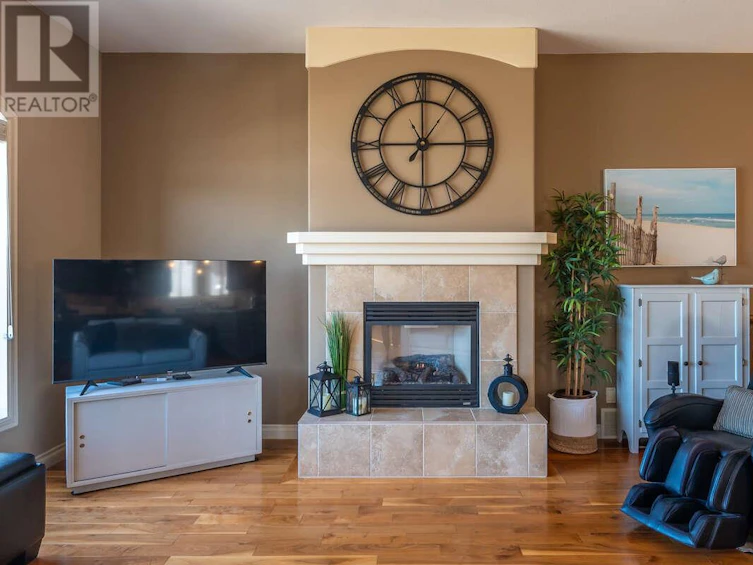 1564 Holden Road, Penticton, BC, V2A 8M9 - 24
