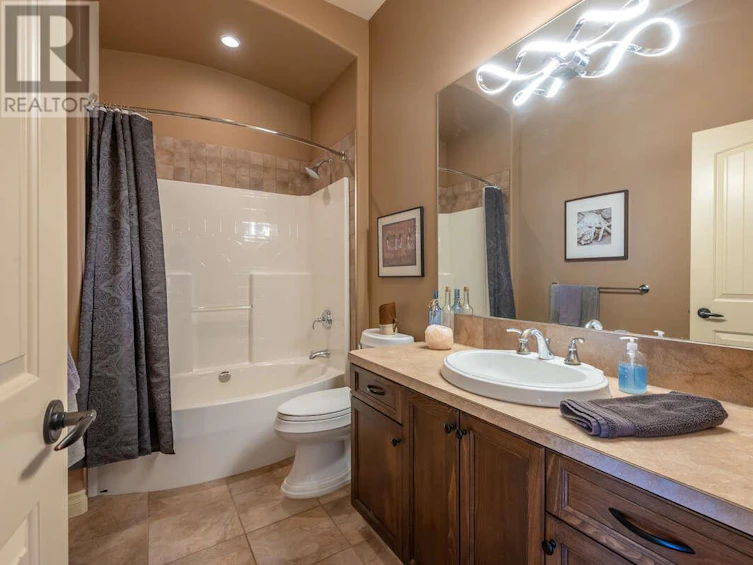 1564 Holden Road, Penticton, BC, V2A 8M9 - 25