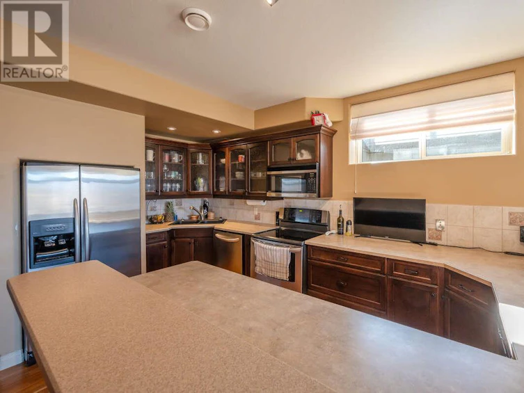 1564 Holden Road, Penticton, BC, V2A 8M9 - 60