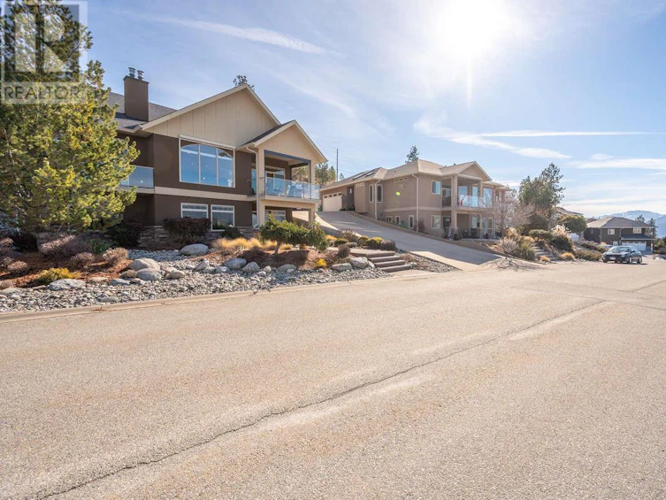 1564 Holden Road, Penticton, BC, V2A 8M9 - 66