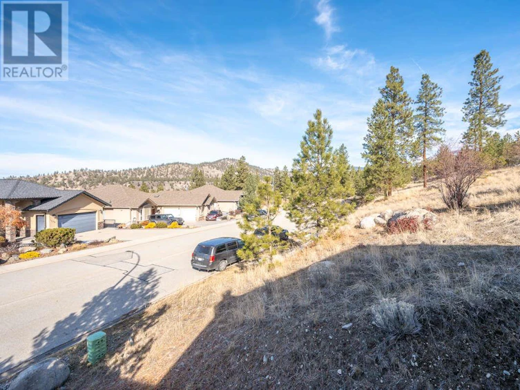 1564 Holden Road, Penticton, BC, V2A 8M9 - 71