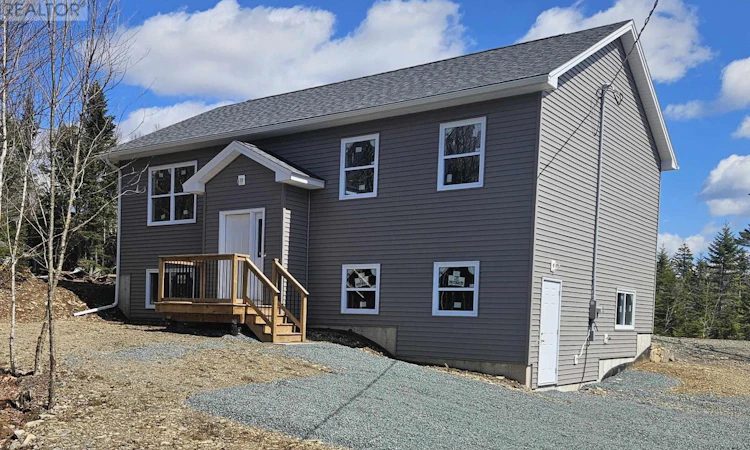 165 Ostrea Lake Road