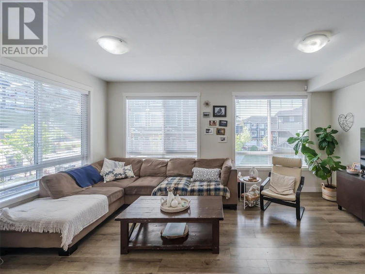 136-1115 Holden Road, Penticton, BC, V2A 0B7 - 2