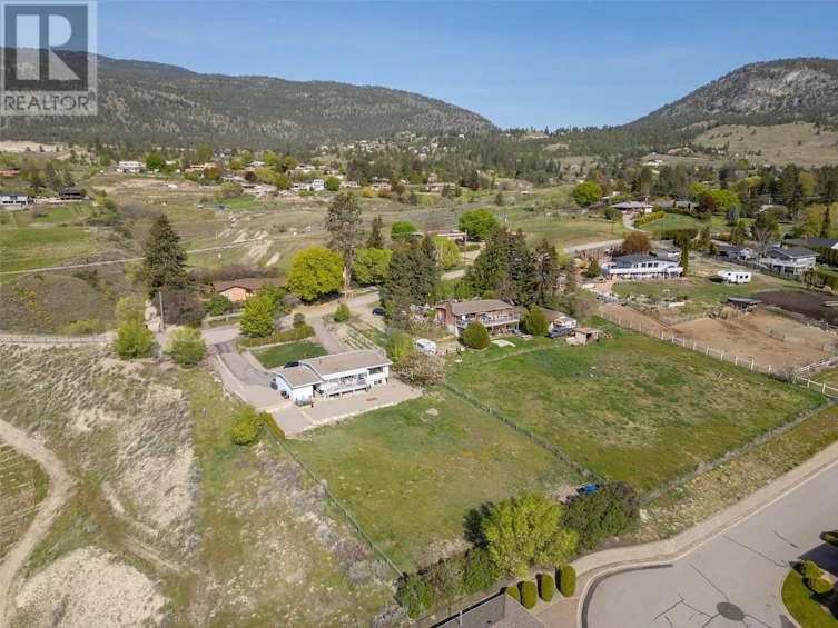 1407 Sparton Drive, Summerland, BC, V2A 8Z5 - 4