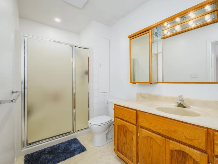 15729 20, Surrey, BC, V4A 2A7 - 29