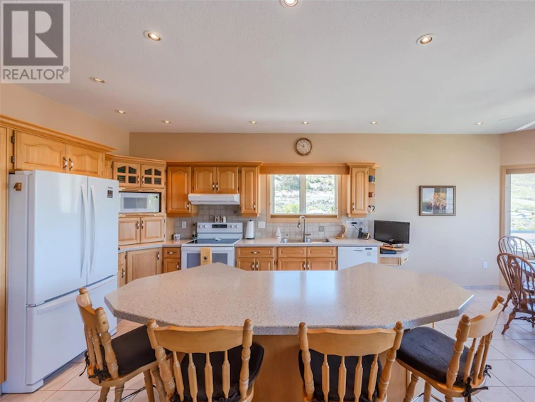 11909 Olympic View Drive, Osoyoos, BC, V0H 1V4 - 12