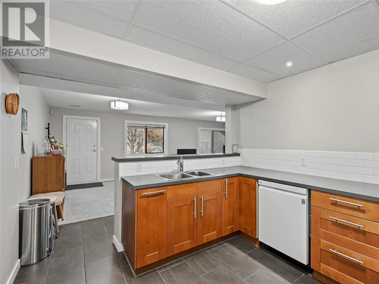 6029 Turner Avenue, Peachland, BC, V0H 1X7 - 32