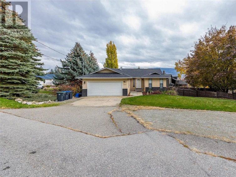 6029 Turner Avenue, Peachland, BC, V0H 1X7 - 55