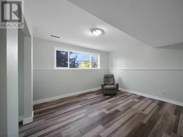 2190 Southeast Okanagan Avenue, Salmon Arm, BC, V1E 1H4 - 28