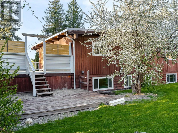 2190 Southeast Okanagan Avenue, Salmon Arm, BC, V1E 1H4 - 41
