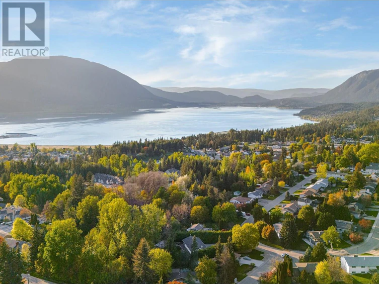 2190 Southeast Okanagan Avenue, Salmon Arm, BC, V1E 1H4