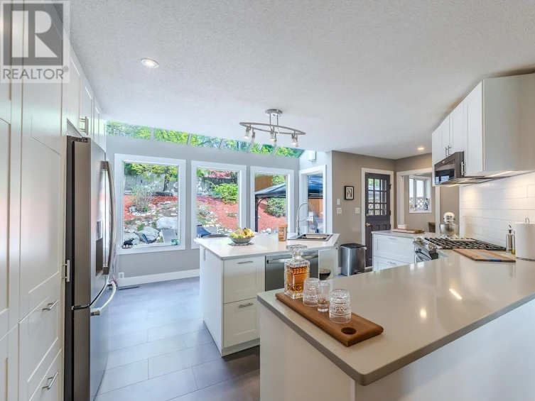 120 Ponderosa Place, Penticton, BC, V2A 7Y8 - 7