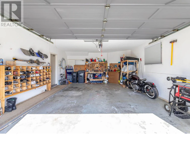 120 Ponderosa Place, Penticton, BC, V2A 7Y8 - 41