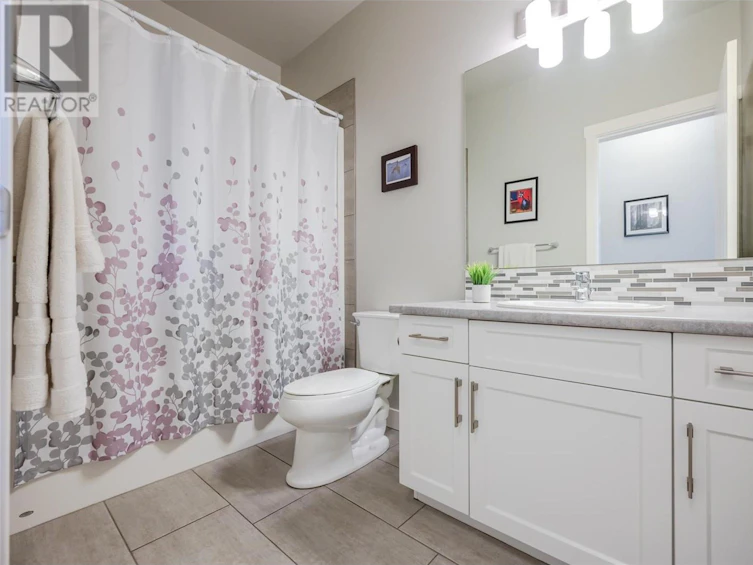 1046 Holden Road, Penticton, BC, V2A 9G4 - 22