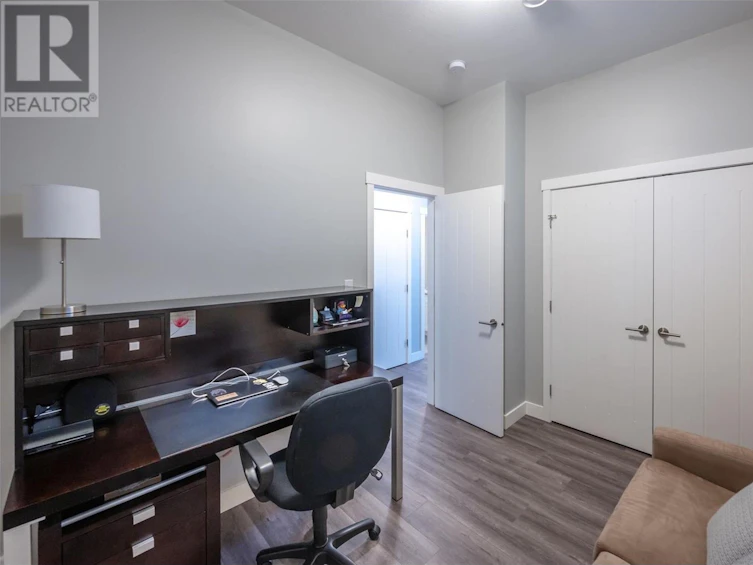 1046 Holden Road, Penticton, BC, V2A 9G4 - 40