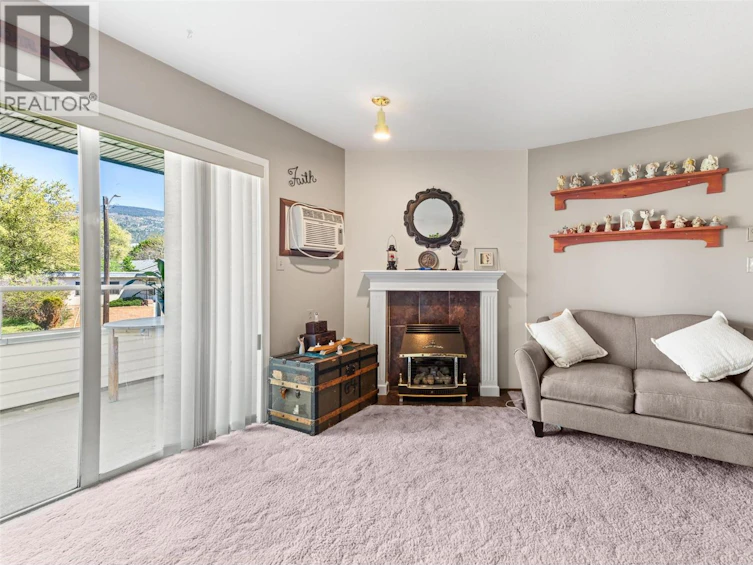 207-965 King Street, Penticton, BC, V2A 8J4 - 8