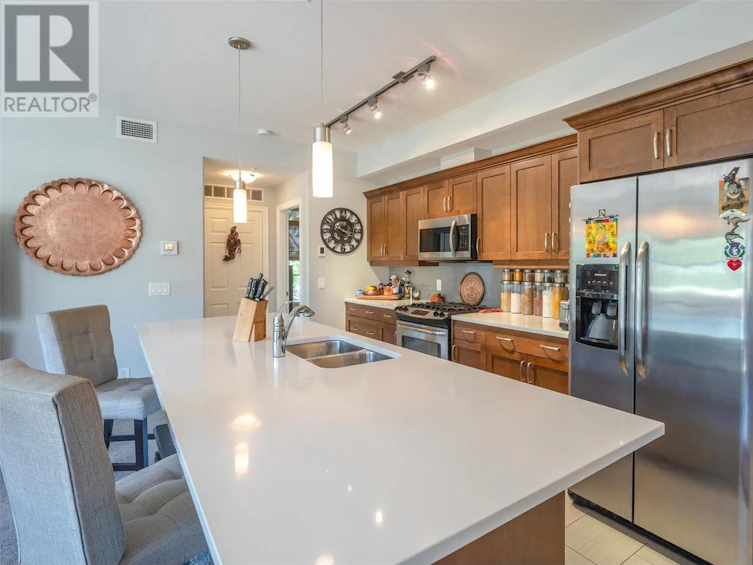 204-3591 Skaha Lake Road, Penticton, BC, V2A 7K2 - 5