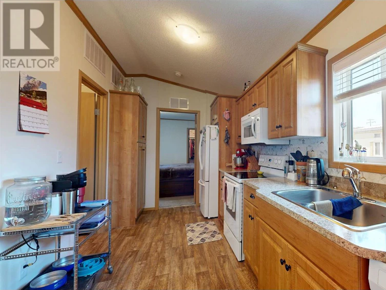 20-3728 97 Highway, Lac La Hache, BC, V0K 1T0 - 20