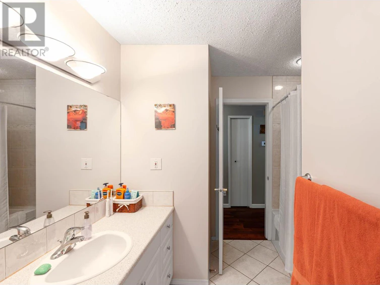 3292 Mciver Road, West Kelowna, BC, V4T 1G2 - 30