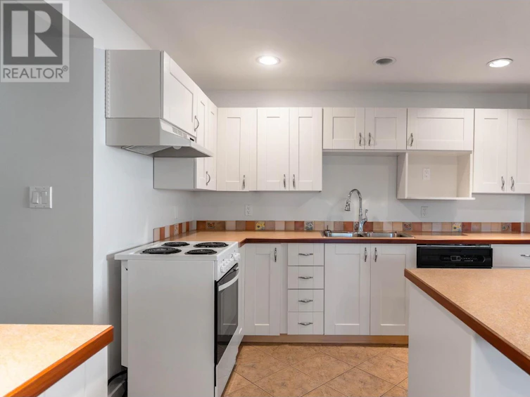 3292 Mciver Road, West Kelowna, BC, V4T 1G2 - 39