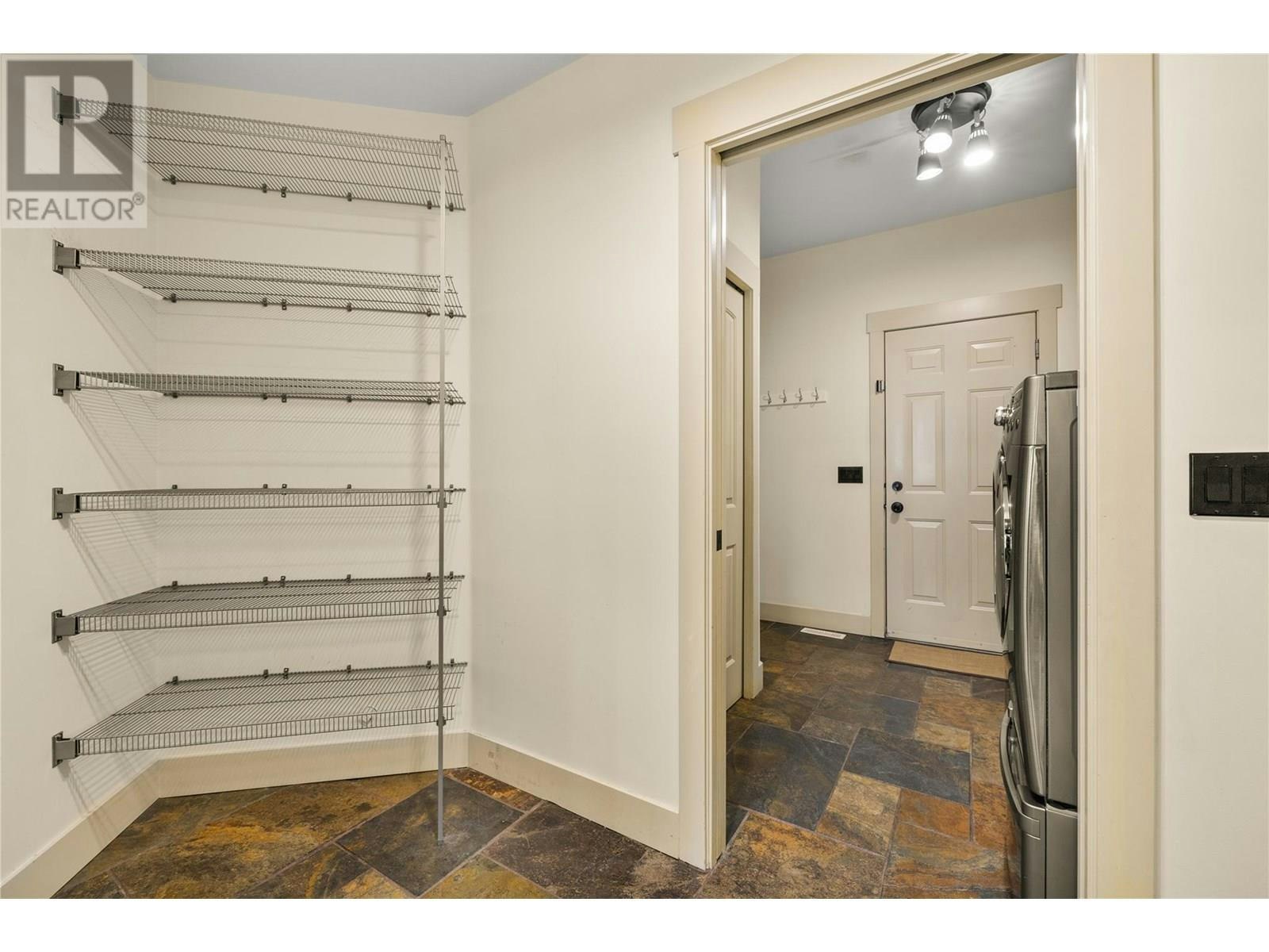 5407 Hedeman Court, Kelowna, BC, V1W 5A3 - 16