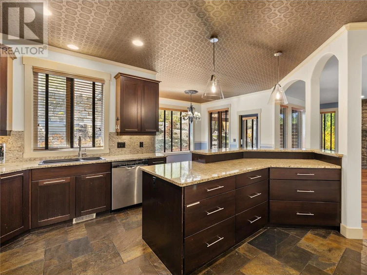 5407 Hedeman Court, Kelowna, BC, V1W 5A3 - 14