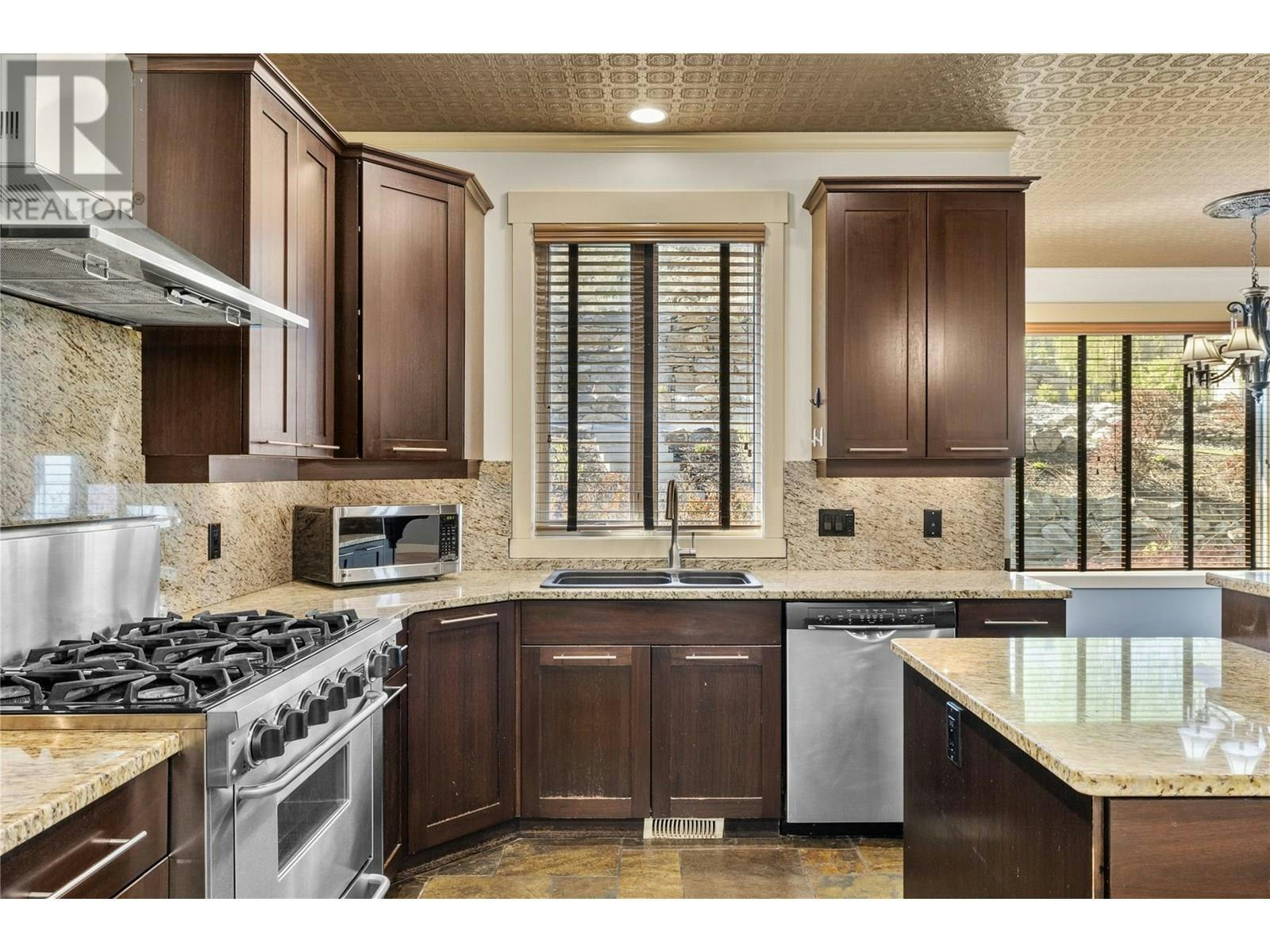 5407 Hedeman Court, Kelowna, BC, V1W 5A3 - 13