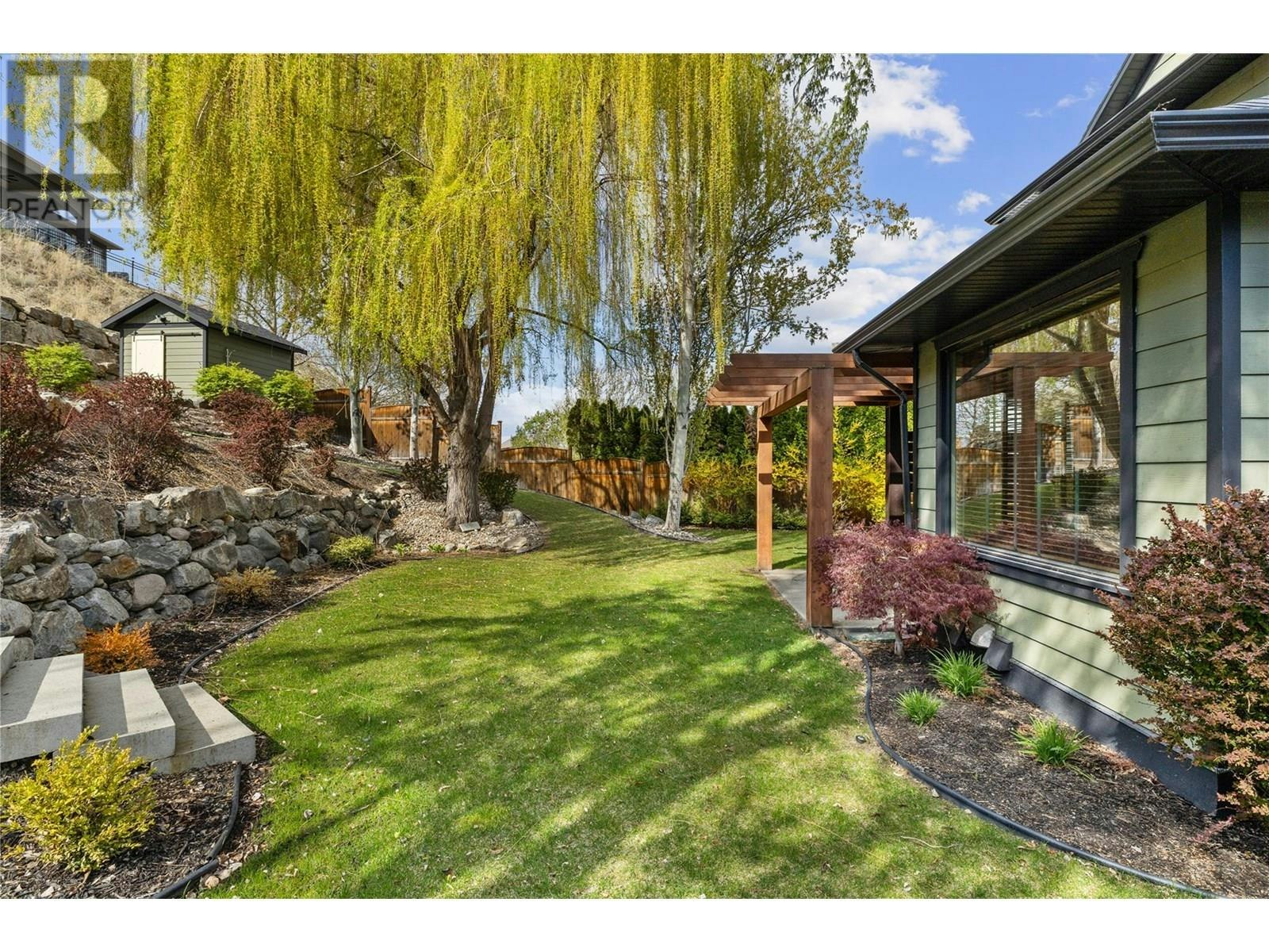 5407 Hedeman Court, Kelowna, BC, V1W 5A3 - 2