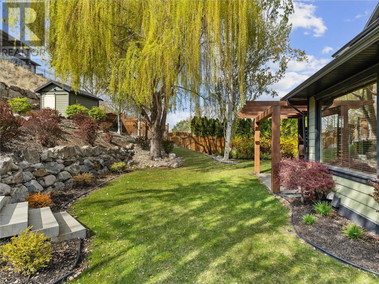5407 Hedeman Court, Kelowna, BC, V1W 5A3 - 2