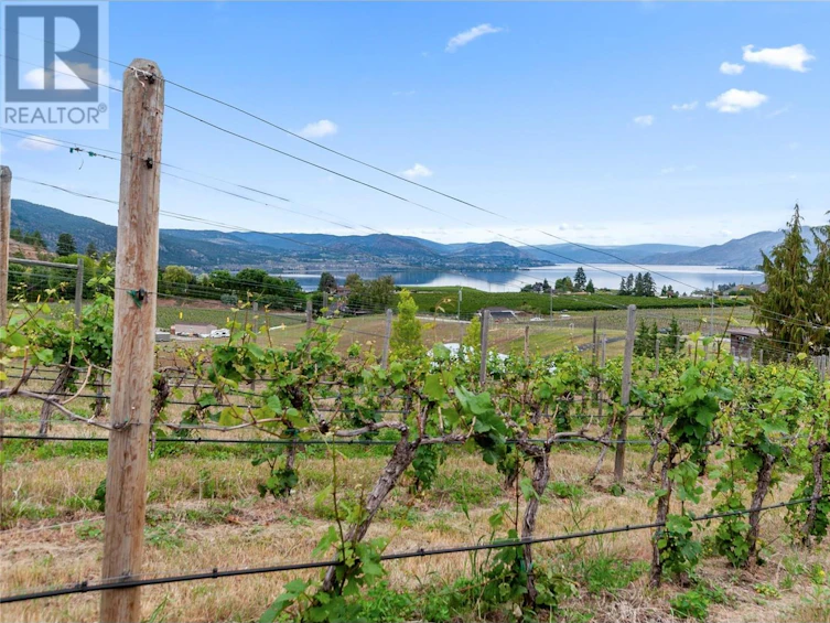 1282 Corbishley Avenue, Penticton, BC, V2A 8V2 - 10