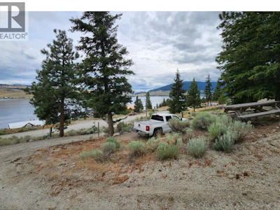 6481 Monck Park Road - 2