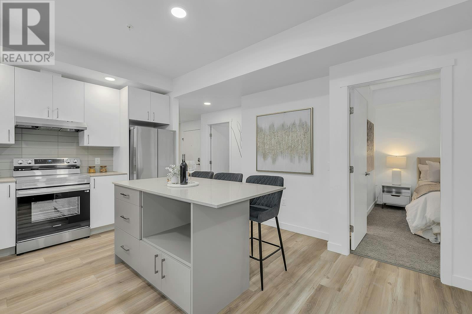 201-1111 Frost Road, Kelowna, BC, V1W 0G8 - 4