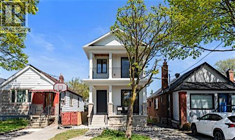 31 Seventeenth Street, Toronto, ON, M8V 3K2