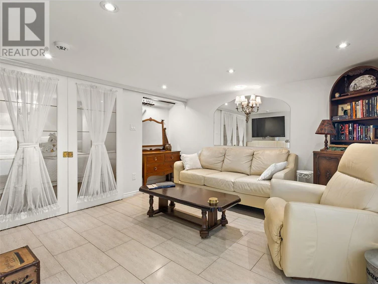 1064 Fairview Road, Penticton, BC, V2A 5Z2 - 50