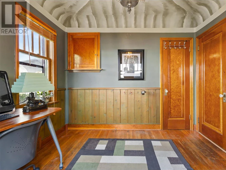 1064 Fairview Road, Penticton, BC, V2A 5Z2 - 27