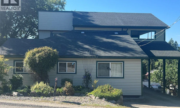 1121 Erickson Road
