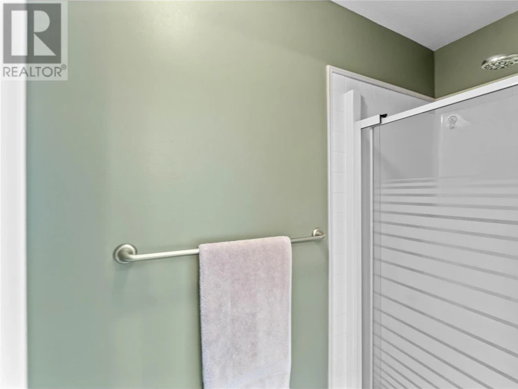 4942 Woodland Court, Kamloops, BC, V2C 6V5 - 13