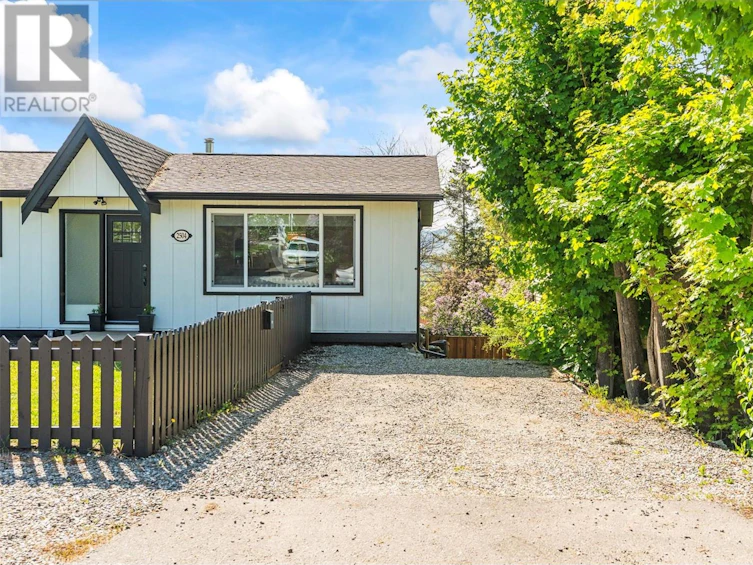 2504 26 Street, Vernon, BC, V1T 4T5 - 4